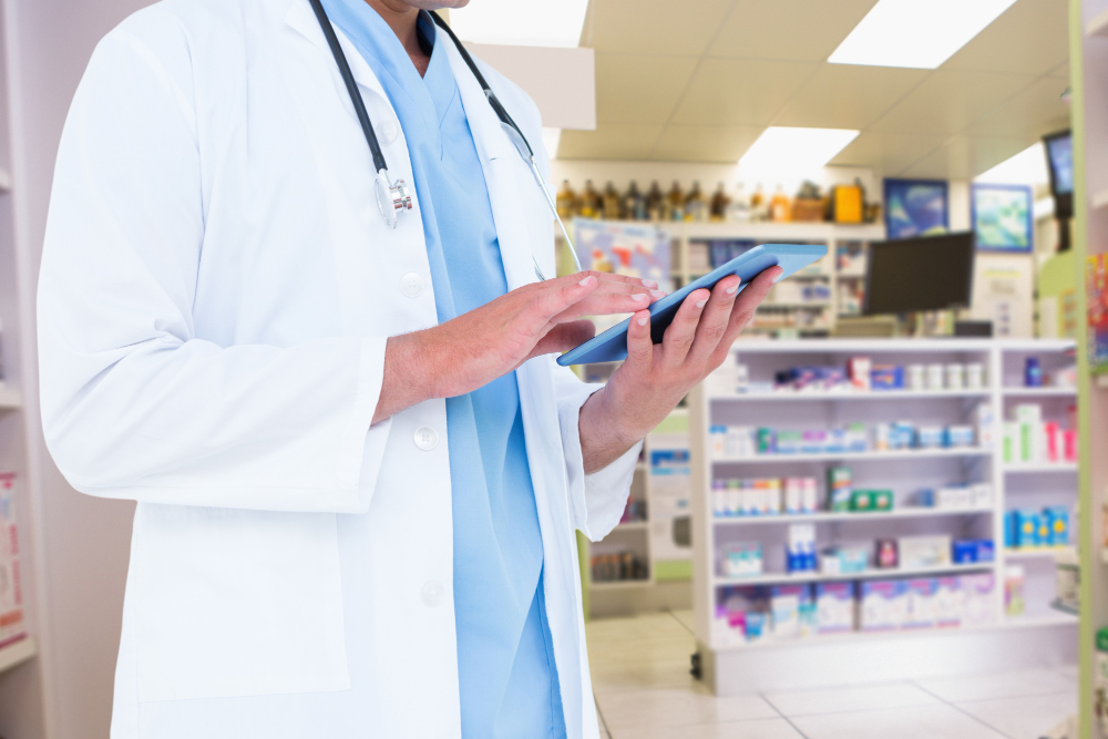 How can Pharmacy Management software help your business in data storage and organization?
